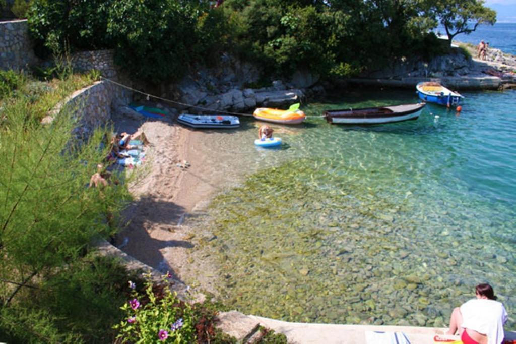 Villa San Malinska Luaran gambar
